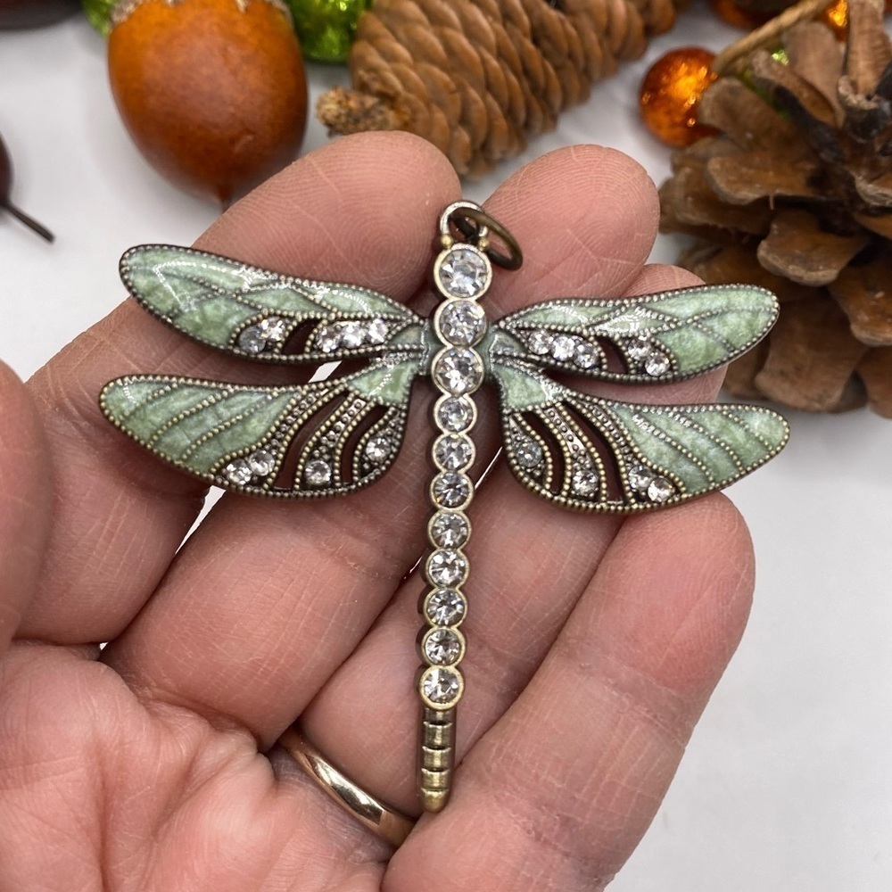 Sparkling Dragonfly Pendant. SEE VIDEO! - Picture 4 of 9